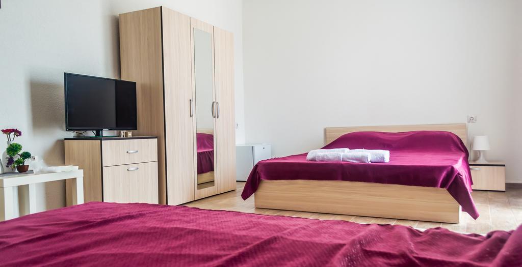 Bed & Breakfast Delikates Stojakovo Dış mekan fotoğraf