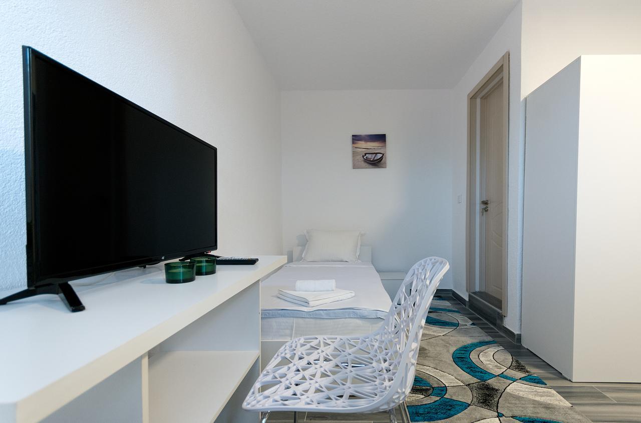 Bed & Breakfast Delikates Stojakovo Dış mekan fotoğraf