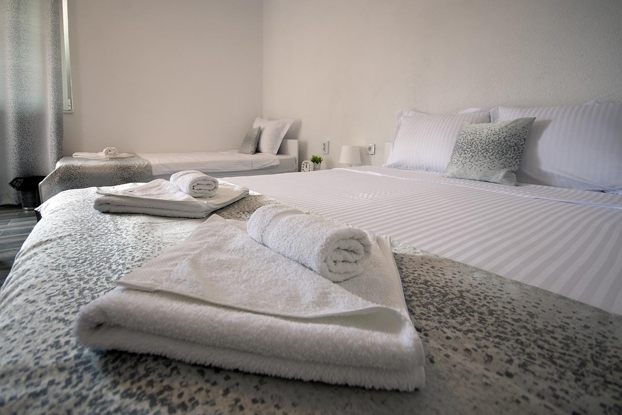 Bed & Breakfast Delikates Stojakovo Dış mekan fotoğraf