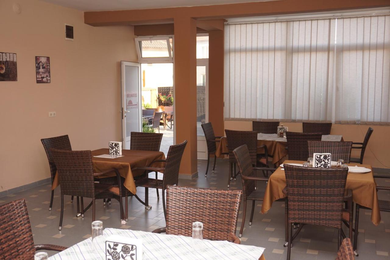 Bed & Breakfast Delikates Stojakovo Dış mekan fotoğraf